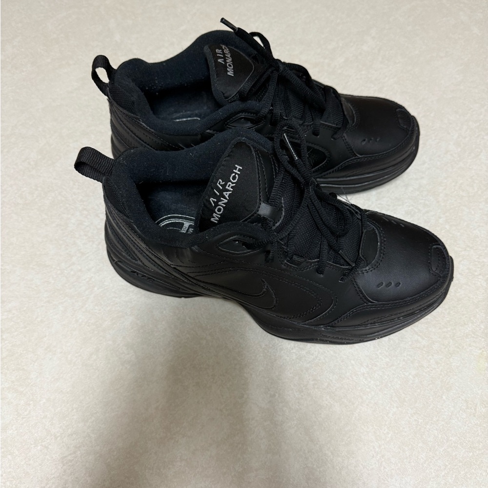 Nike Air Monarch IV Triple Black Sneakers
